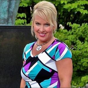 Meet your Posher, Melissa